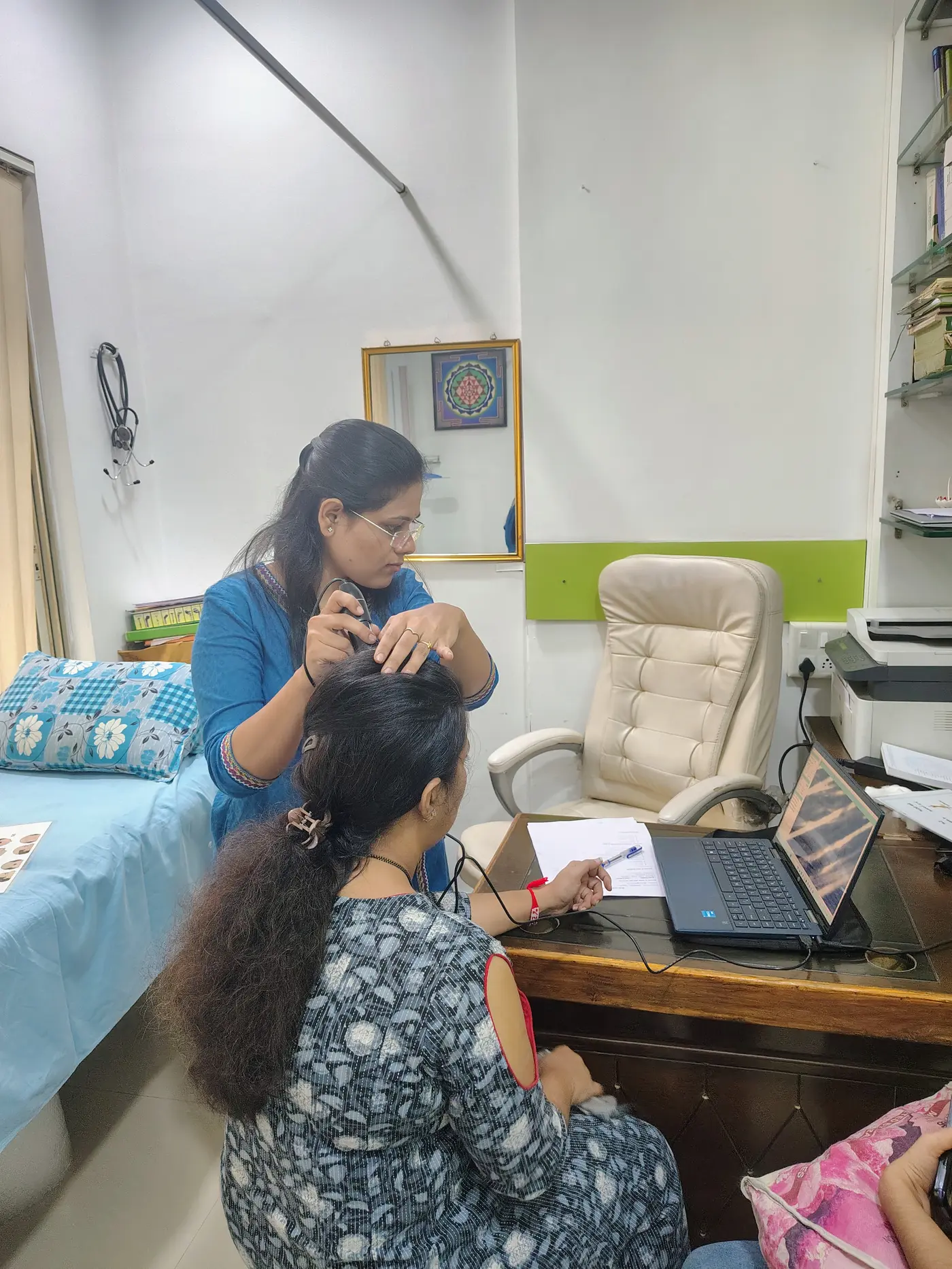 Trichoscopy: How Modern Diagnostics Changed My Ayurvedic Hair Practice